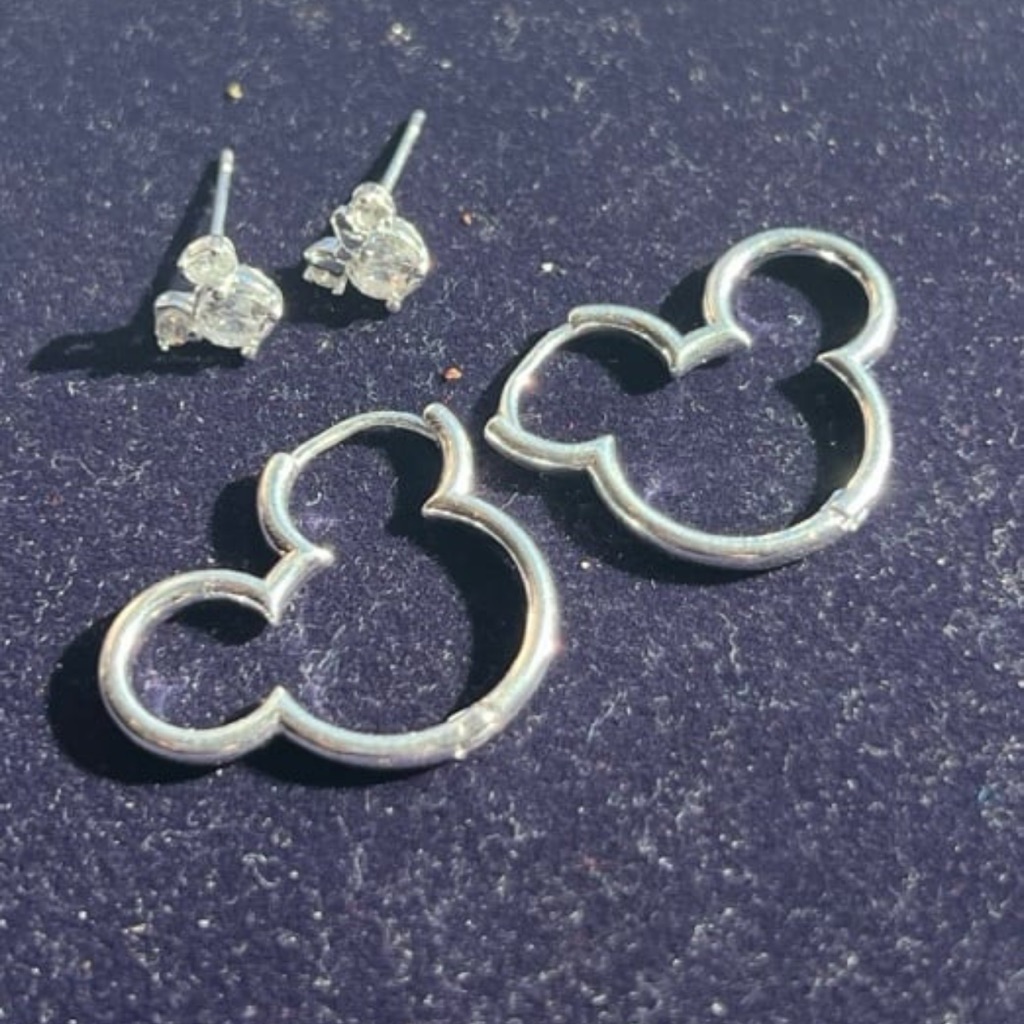 Pair Of Silver Mickey Earrings - Lot Of 2 33$